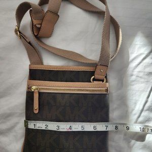 Michael Kors crossbody purse